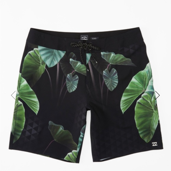 NWT Kamea Kalo CiCLO® Pro Boardshorts 19